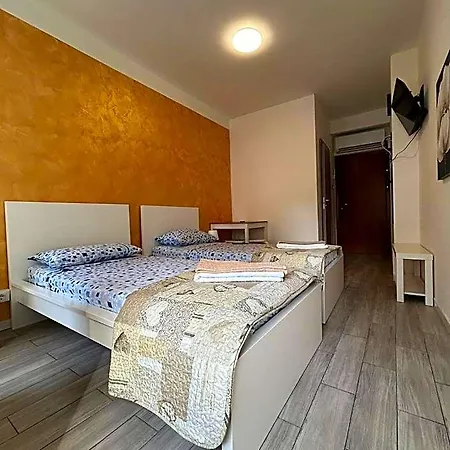 Capri 3*